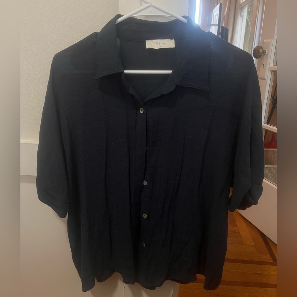 Women’s Large Navy Blue Short Sleeve Button Down